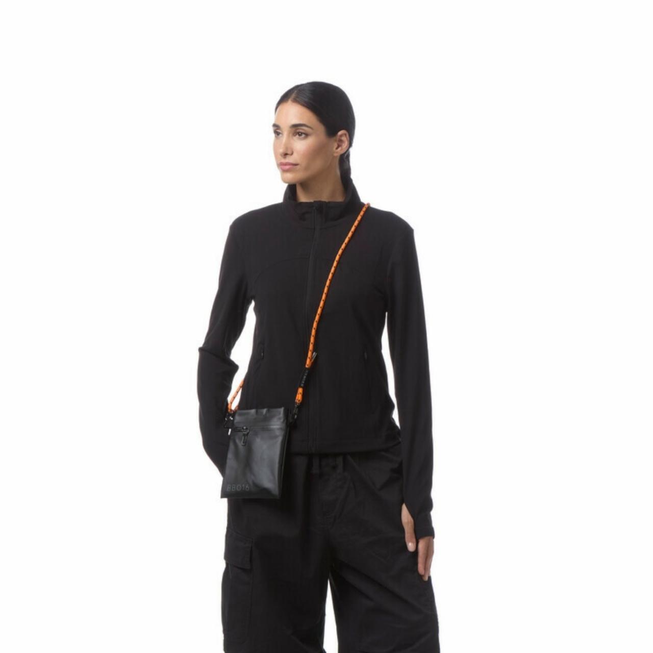 Crossbody BB016 Preto WATER RESISTANT PIÙ FORTY