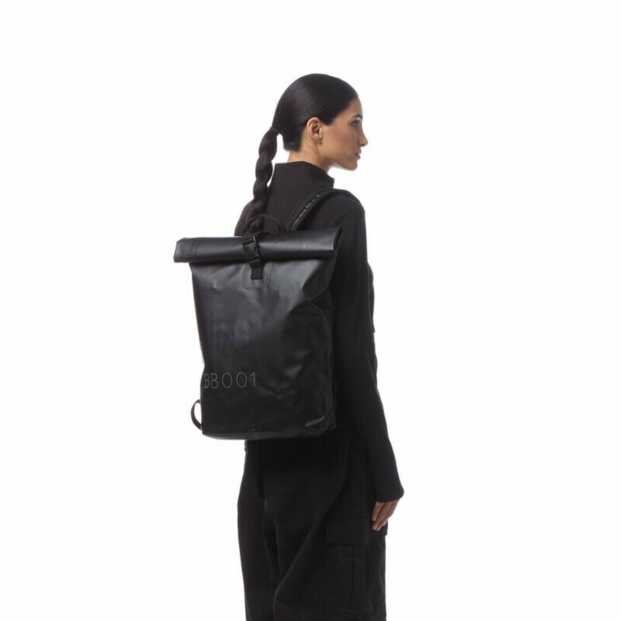 Mochila BB001 14 Lt Preto WATER RESISTANT PIÙ FORTY