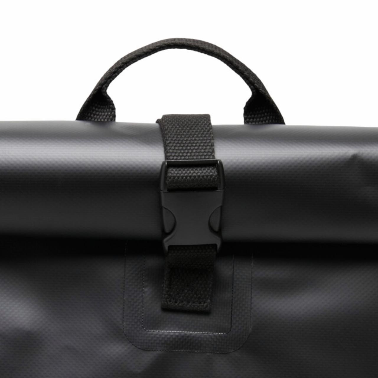 Mochila BB001 14 Lt Preto WATER RESISTANT PIÙ FORTY