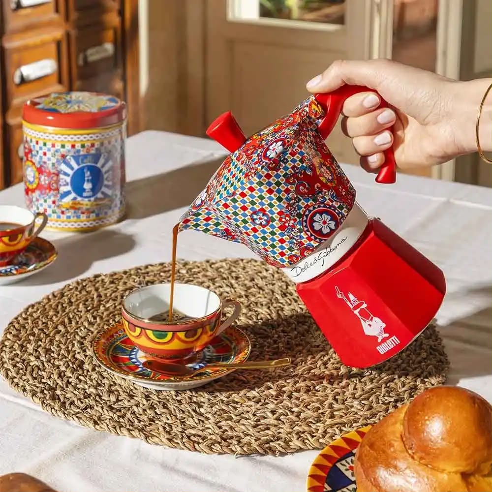 Cafeteira Italiana Bialetti Moka Express Dolce & Gabbana